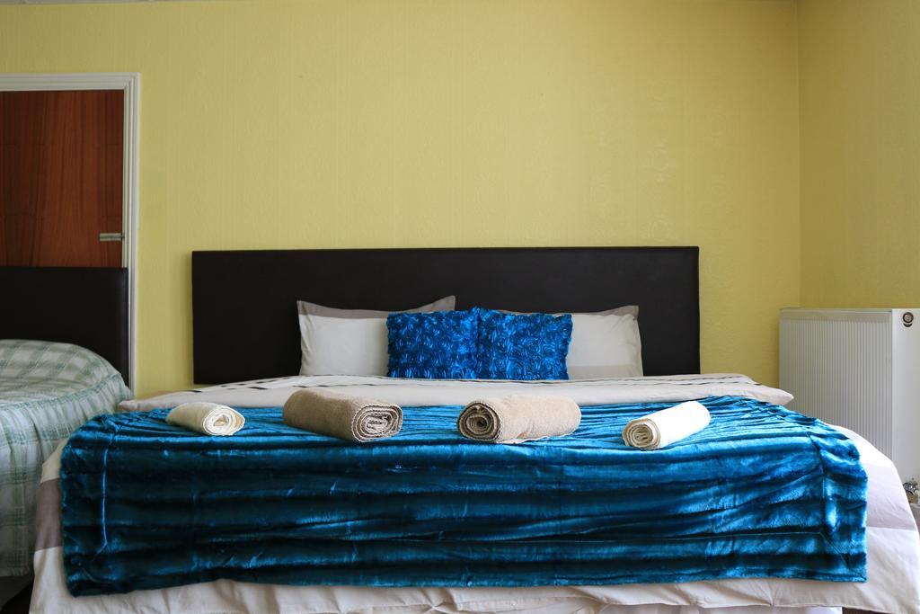 Acorn Lodge Guest House - Free Parking Ґоспорт Екстер'єр фото